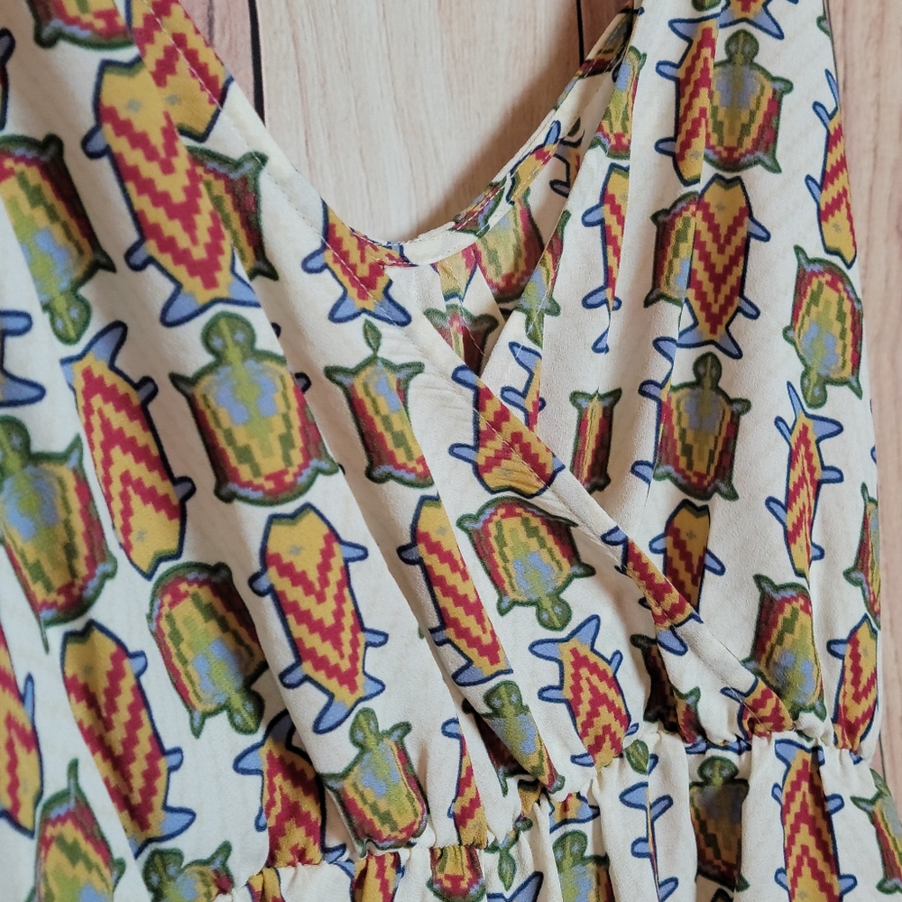 Bcbgmaxazria White And Multicolor Patterned Jumps… - image 7